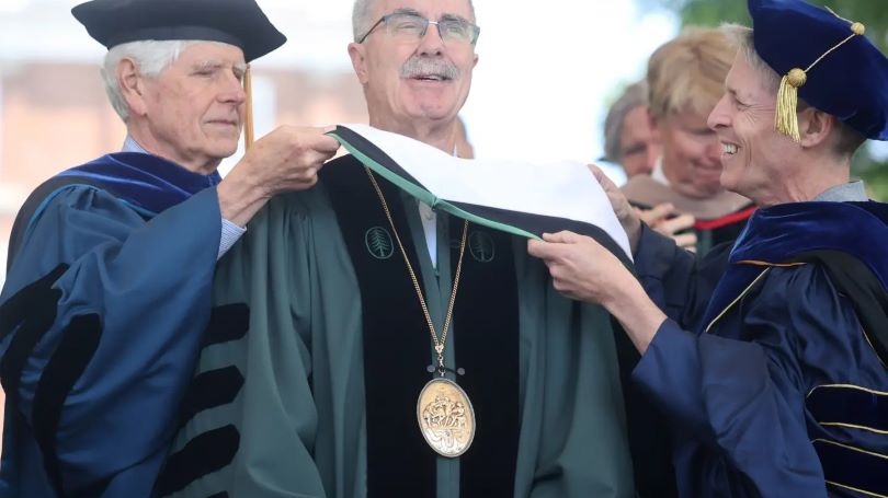 Phil Hanlon Receiving Honorary Degree from Dartmouth