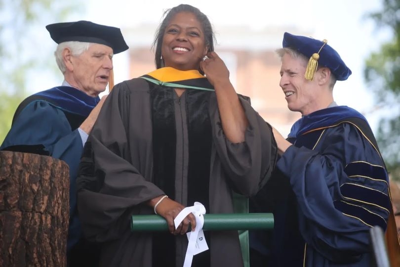 20230611-andrea-hayes-dixon-honorary-degree-hs-026_resized